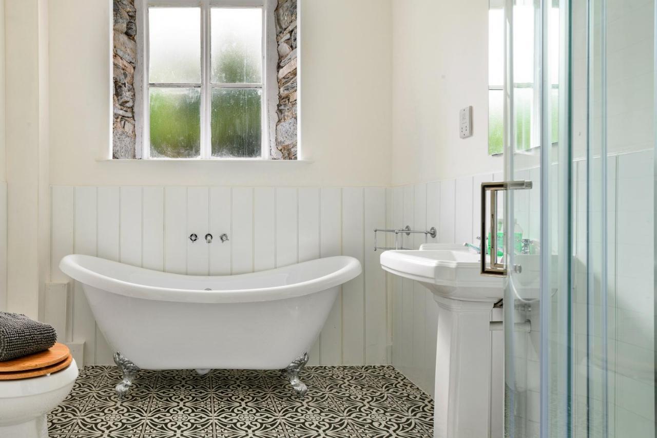 Finest Retreats - Luxury Converted Chapel With Hot Tub & Games Room Dinas Mawddwy Εξωτερικό φωτογραφία
