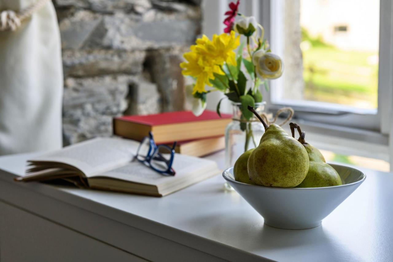 Finest Retreats - Luxury Converted Chapel With Hot Tub & Games Room Dinas Mawddwy Εξωτερικό φωτογραφία